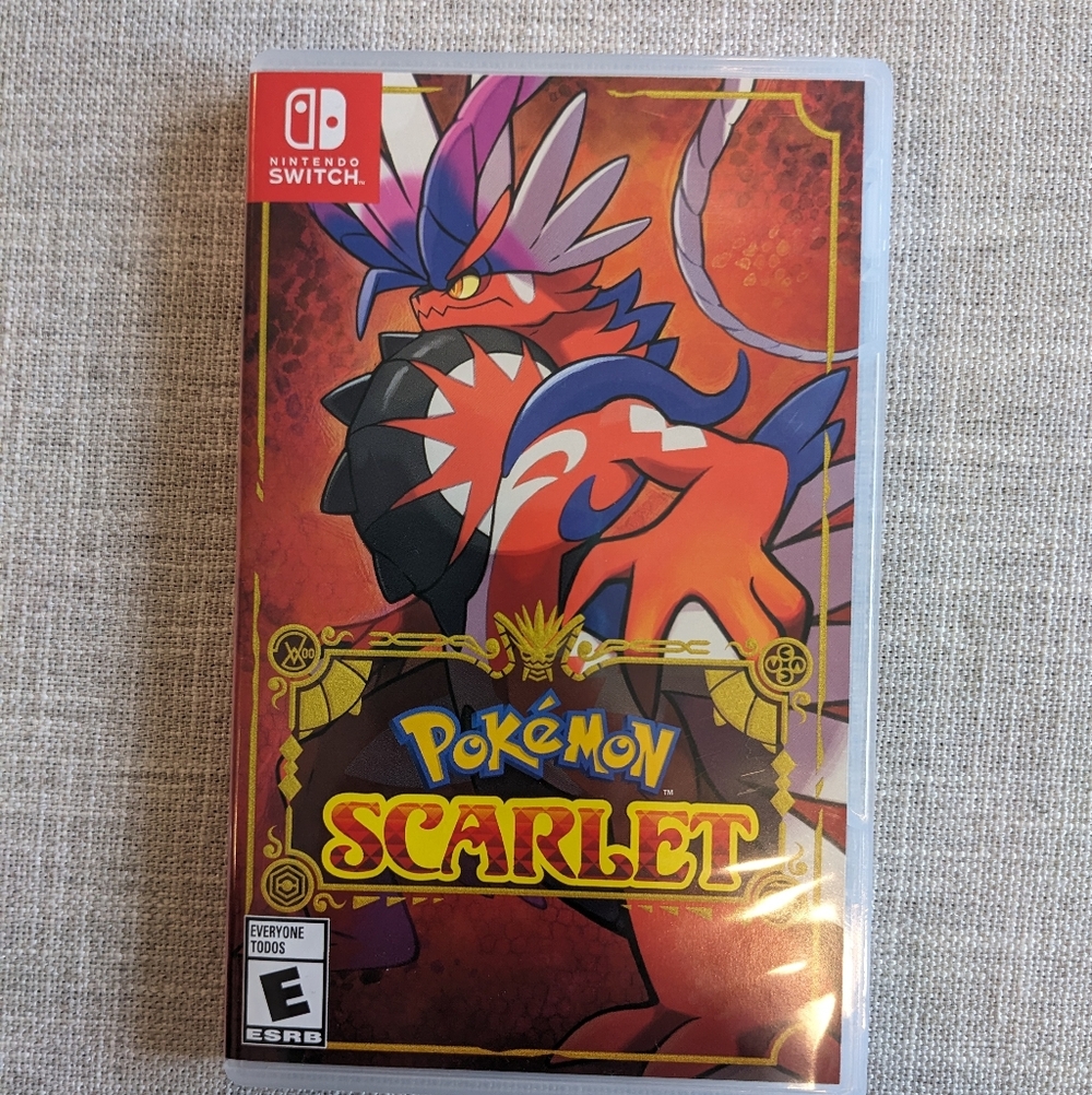 Nintendo Switch- Pokémon Scarlet Game - Red and Blue